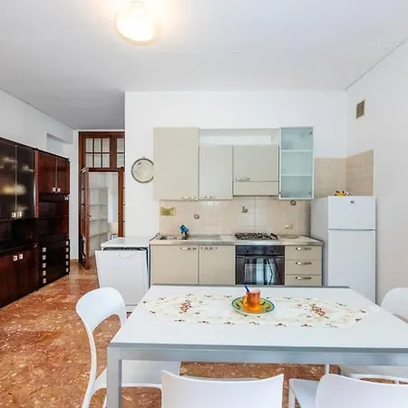 Borgio Mare 2 *